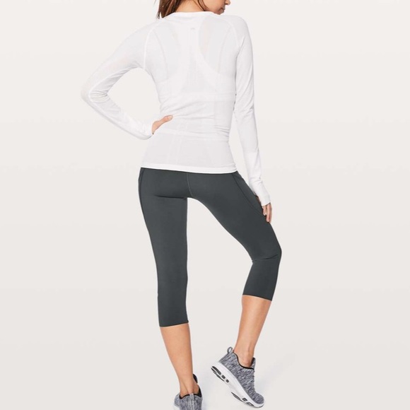 EUC lululemon fast and free crop deep coal size 4 - Picture 2 of 3